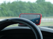 Waze Beri Info Jalan Berpotensi Bahaya