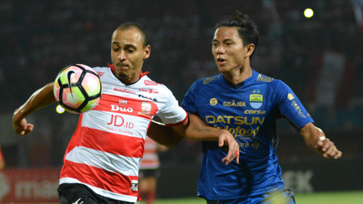 Madura United Tergusur dari Puncak Klasemen