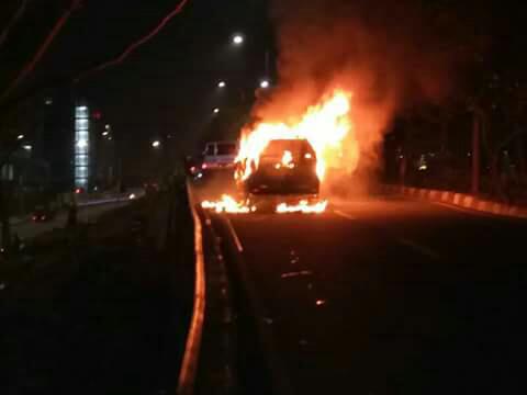 Polisi Minta Mobil Terbakar Saat Isra Miraj di Cawang Tidak Dibesar-besarkan
