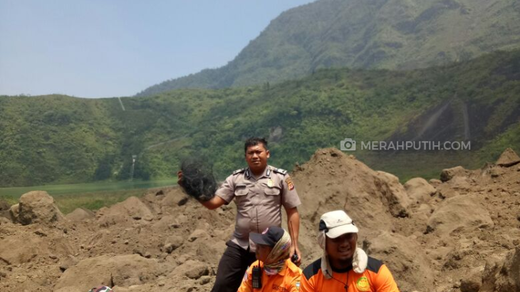 Meski Tak Ada Hasil, Pencarian Korban Longsor Galunggung Dihentikan Hari Ini
