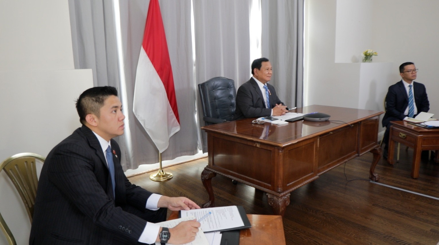 Sela Kunker di AS, Prabowo Gelar Rapat Terkait Erupsi Gunung Lewotobi