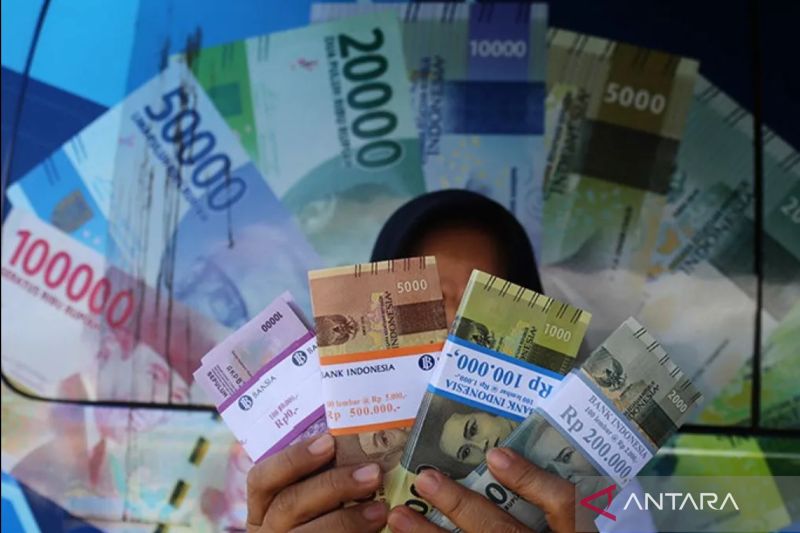 Menko PMK Muhadjir Dukung Mahasiswa Bayar Kuliah Pakai Pinjol