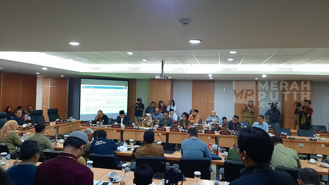 DPRD DKI Minta Disdik Tambah Guru Agama