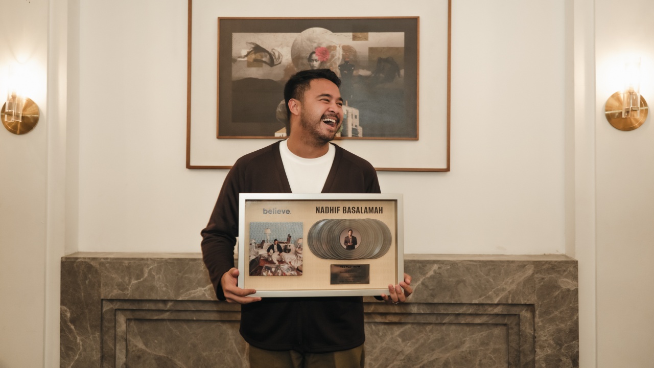 Nadhif Basalamah Raih 11x Platinum, Bukti Dominasi di Musik Pop Indonesia