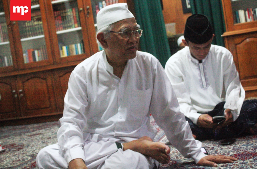 Gus Mus: Kembali ke Tuhan, Terutama Pemimpinnya