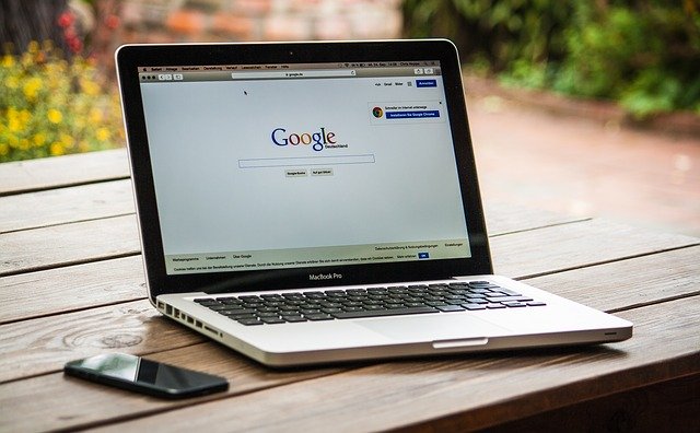 Bulan lalu pencarian tentang penyebaran virus corona naik hingga 3.010 persen (Foto: Pixabay/377053)
