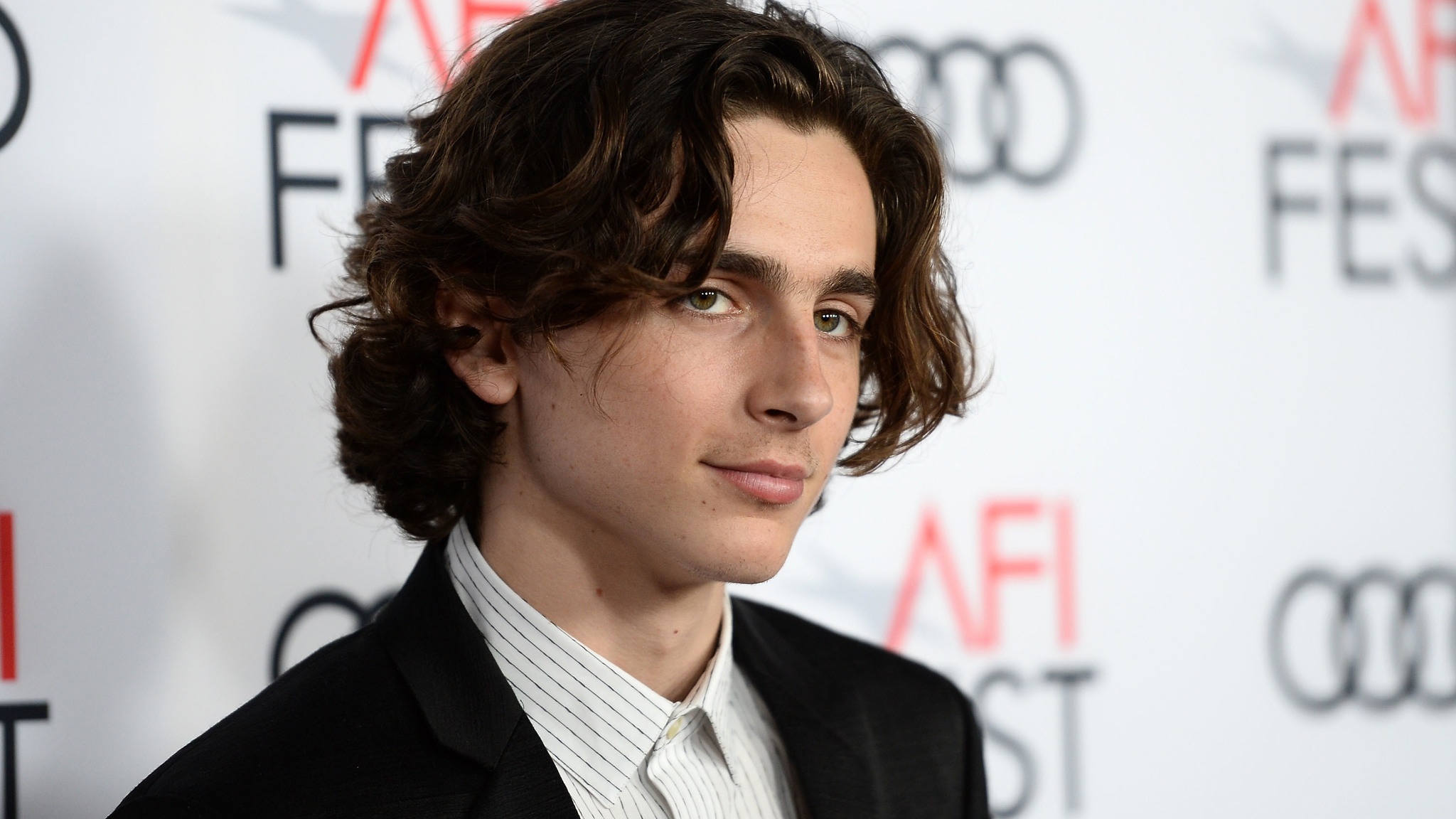 Timothee Chalamet akan Bintangi Film tentang Legenda Ping Pong