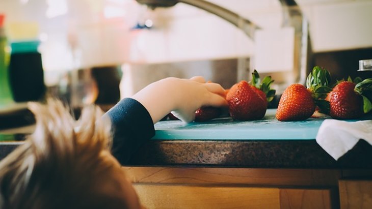 Menghindari Anak Mogok Makan dengan Trik Ini
