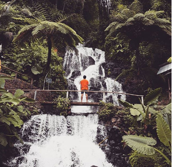 air terjun jembong