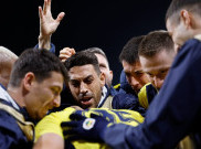 Bentrok Suporter Warnai Laga Anderlecht vs Fenerbahce, Pertandingan Sempat Dihentikan