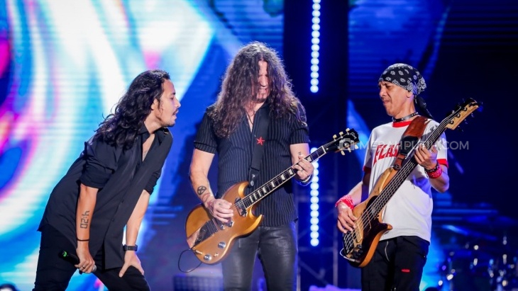 Konser Dewa 19 feat All Star di GBK Buktikan Konser Musik Ramah Anak dan Disabilitas