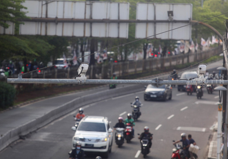 Target Penindakan Pelanggaran Lalu-Lintas Melalui Kamera CCTV ETLE 