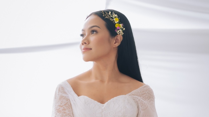 Penuh Haru, Yura Yunita Rilis Video Musik 'Dunia Tipu-Tipu'