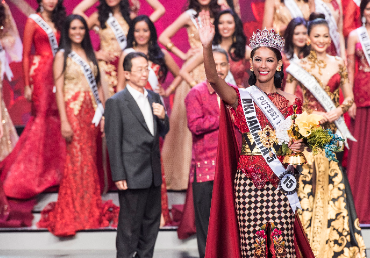 Bunga Jelitha Ibrani Terpilih Jadi Putri Indonesia 2017