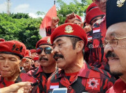   1.500 Satgas PDIP Apel di Benteng Vastenburg, FX Rudy: Kita Solid Dukung Purnomo-Teguh