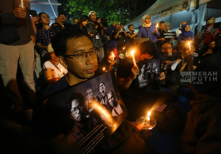 PFI Gelar Doa Bersama untuk Lima Jurnalis yang Hilang Kontak di Selat Sunda