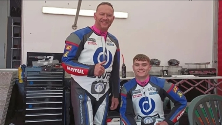 Isle of Man TT Kembali Berduka, Dua Pembalap Ayah dan Anak Tewas
