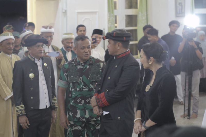 KSAD Jenderal Maruli Dapat Gelar Kapita Ahli Besi Malamo dari Kesultanan Ternate