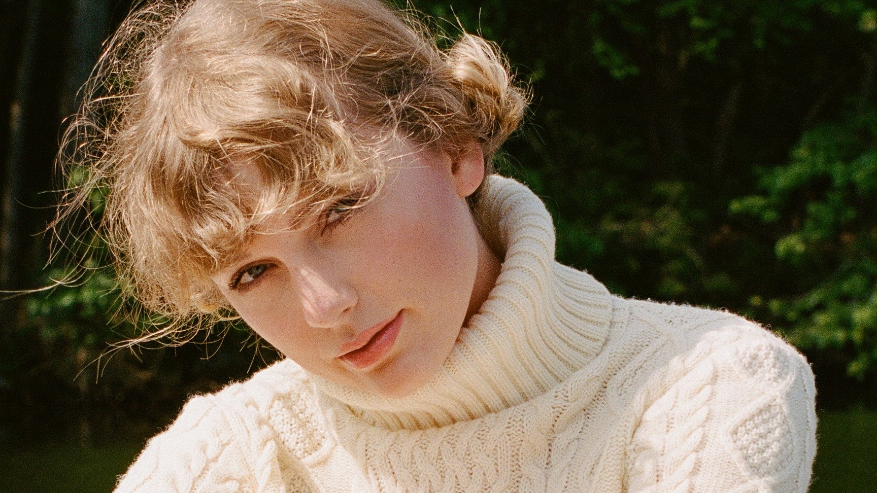 Taylor Swift Borong Penghargaan 'Favorite Pop Album' dan 'Female Pop Artist' di AMAs 2021