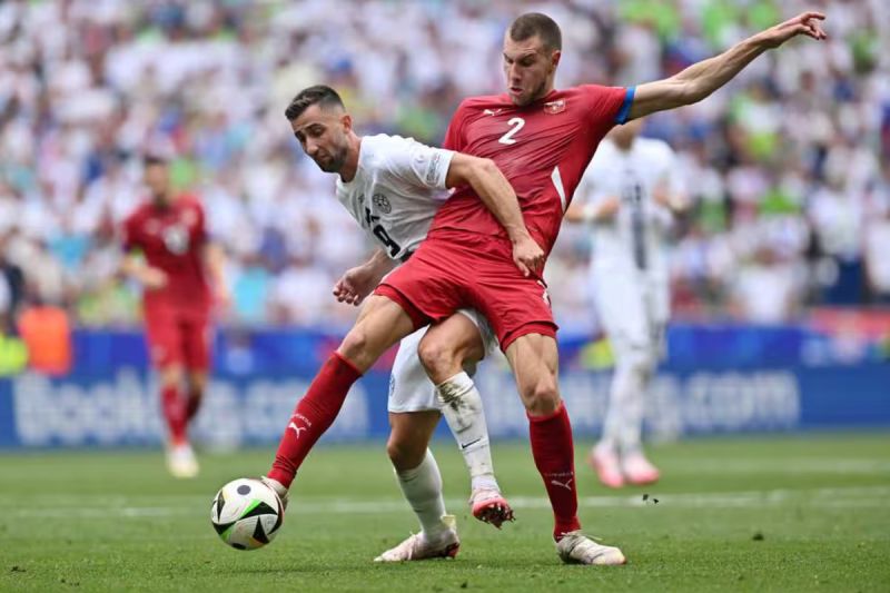 Jovic Selamatkan Serbia dari Kekalahan Lawan Slovenia