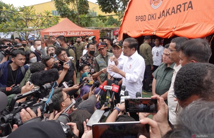 Jokowi Sebut Area Kebakaran Depo Pertamina Plumpang Berbahaya untuk Ditinggali