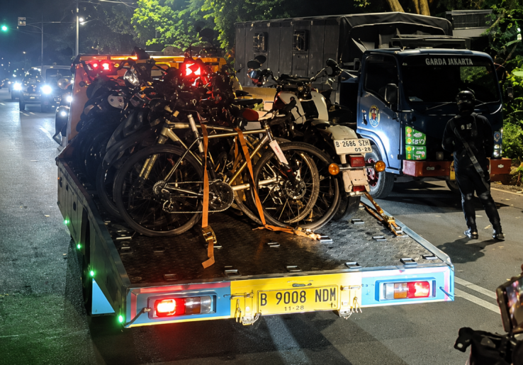 Eks Wamen Silmy Karim Gugat Praperadilan Penyitaan Asetnya, Total Rp 150 Miliar dari Mobil Sport, Moge, Hingga Valas
