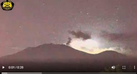 Gunung Raung Masih Berstatus Waspada