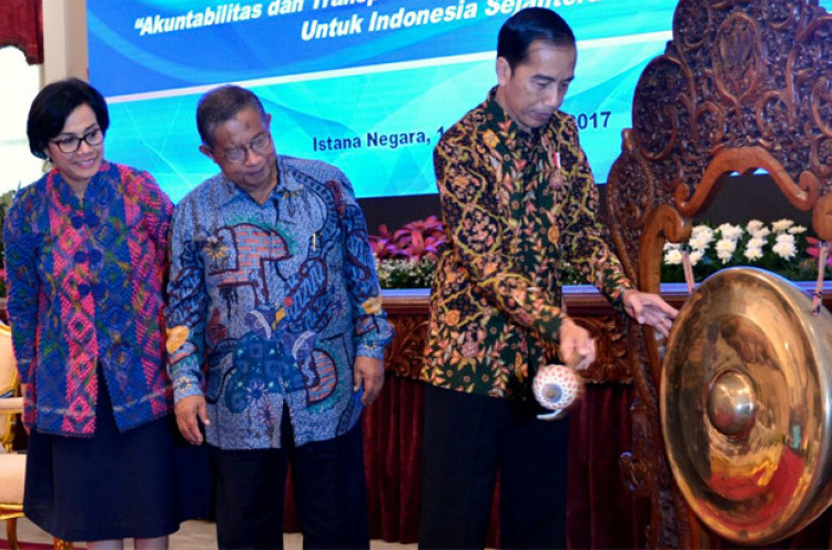 Presiden Jokowi Dorong Jajarannya Beralih ke Transaksi Non Tunai