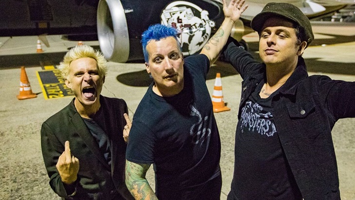 Green Day Batal Konser di Moskow