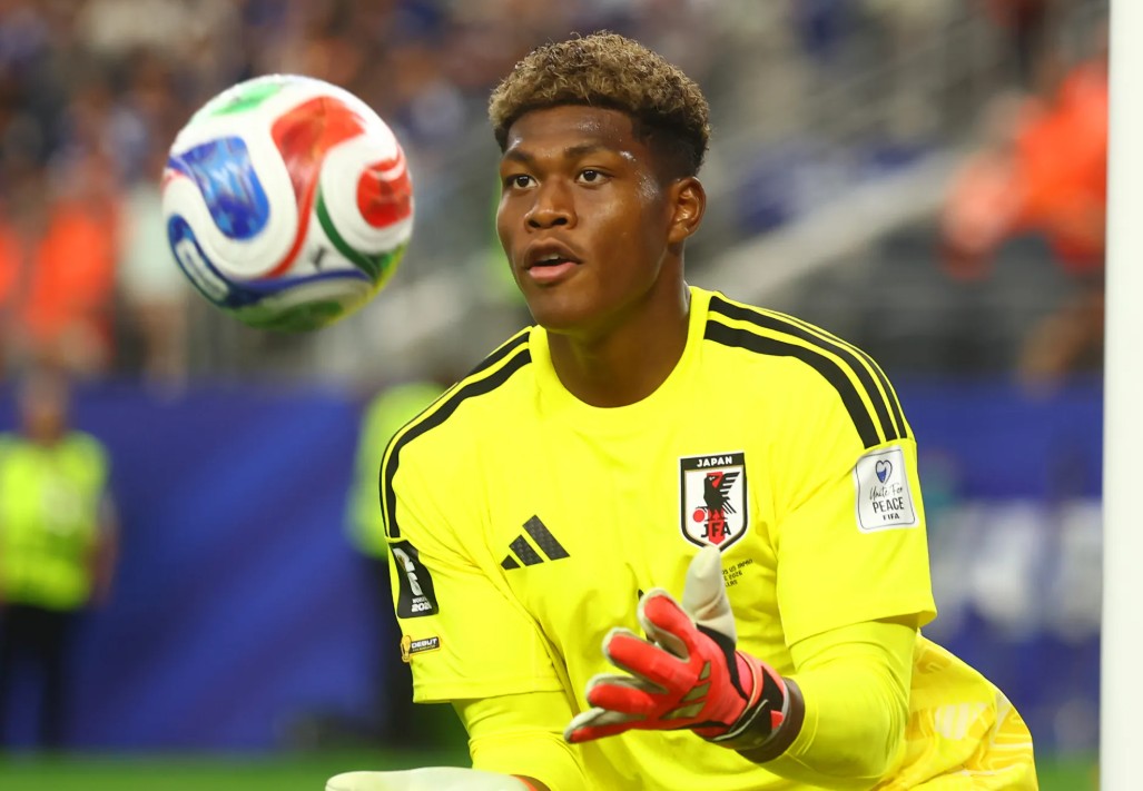 Zion Suzuki, Kiper Jepang yang Siap Menaklukkan Premier League