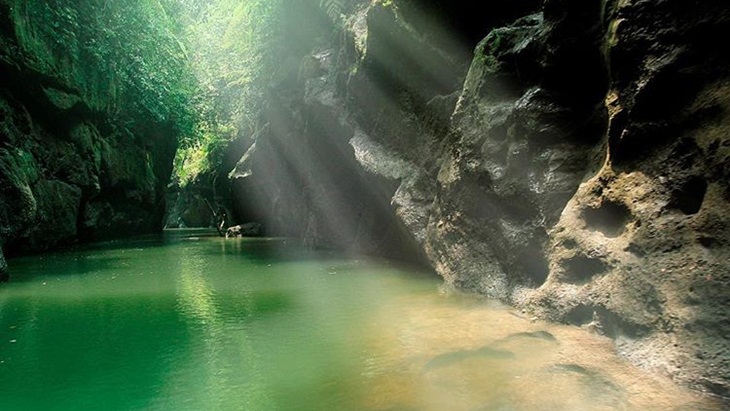 Pesona Sungai Gulamo, Green Canyon-nya Indonesia di Kampar