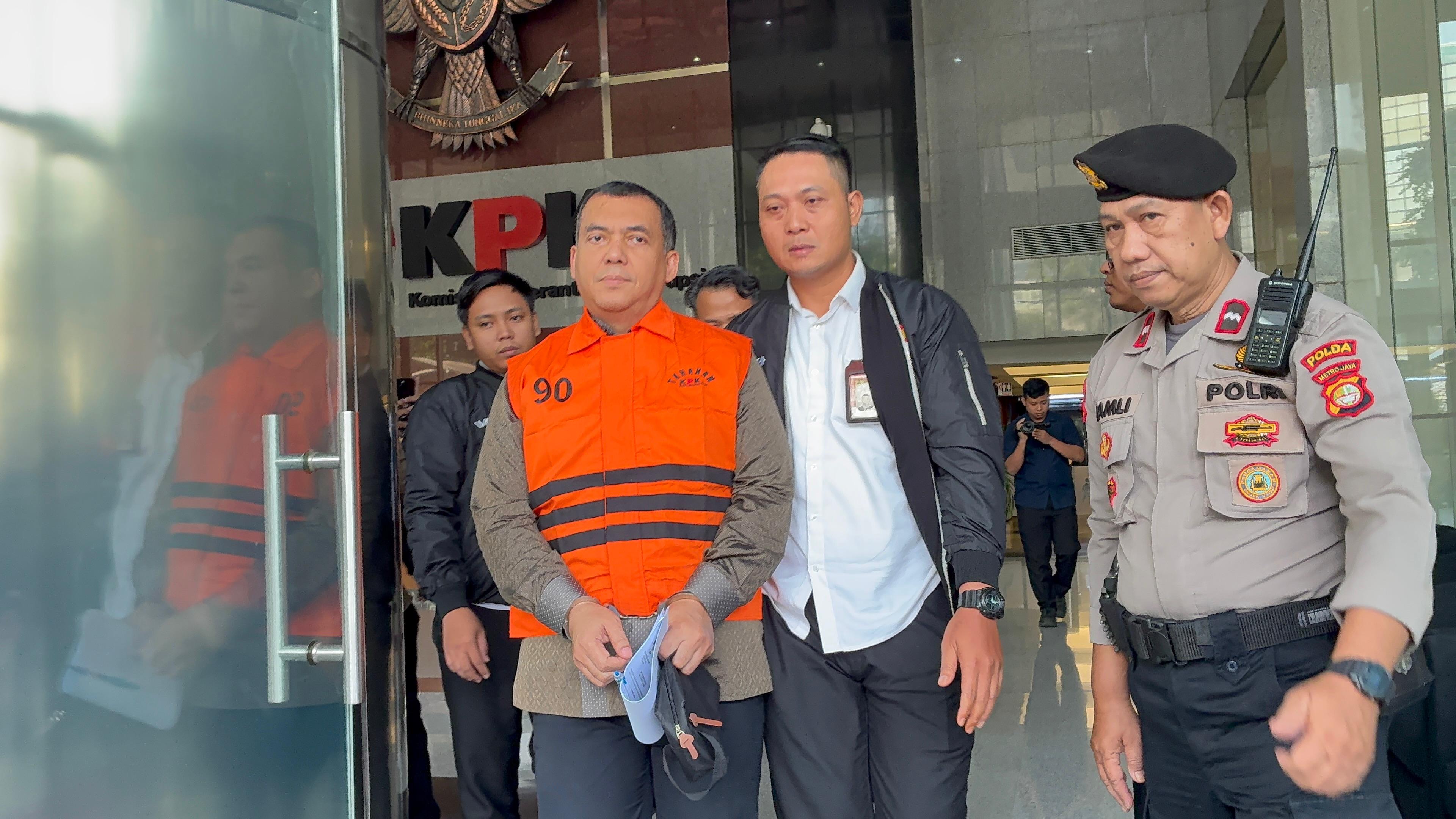 OTT di Kantor Imigrasi Jakarta Barat, Wamen Imipas Silmy Karim Resmi Jadi Tahanan KPK