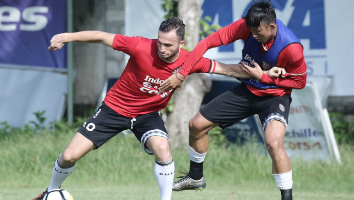 Striker Naturalisasi Ini Tidak Ingin Lihat Persija Berjaya di Bali