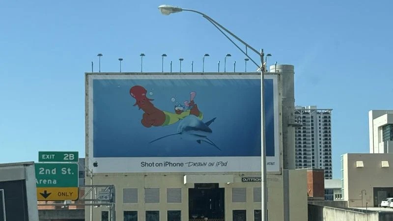Papan Iklan 'Shot on iPhone' Picu Kontroversi, Apple Belum Beri Tanggapan