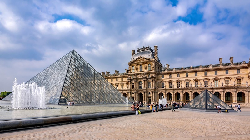 Enggak Cuma Menara Eiffel, Nih Alasan Lain Mengapa Kamu Harus Traveling ke Prancis