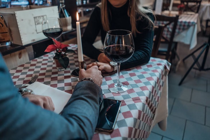Survei Tinder: Gen Z Utamakan Autensitas Ketika Kencan