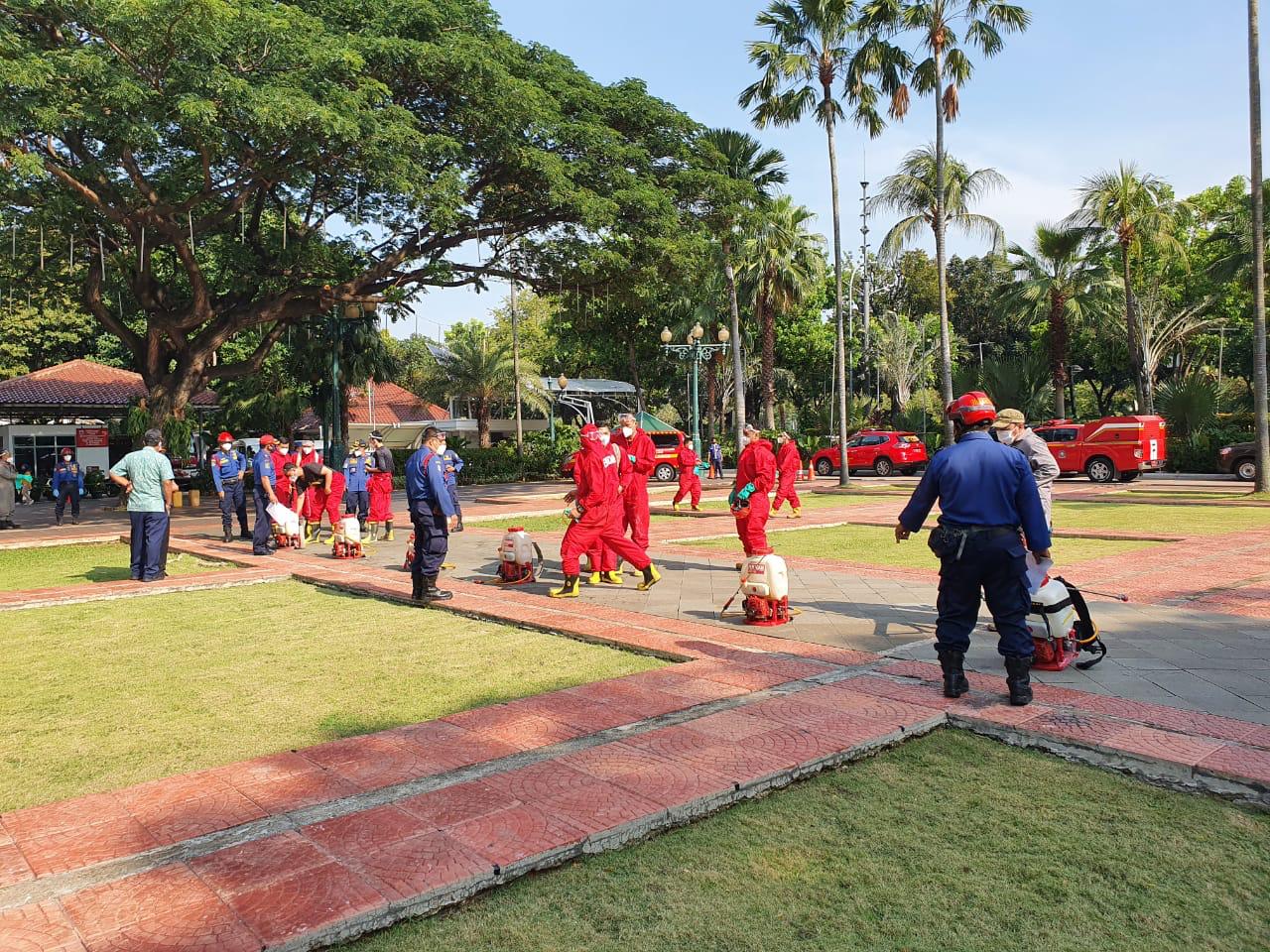 2 Anak Buah Anies Positif Corona, Gedung Blok G Balai Kota Disemprot Disinfektan