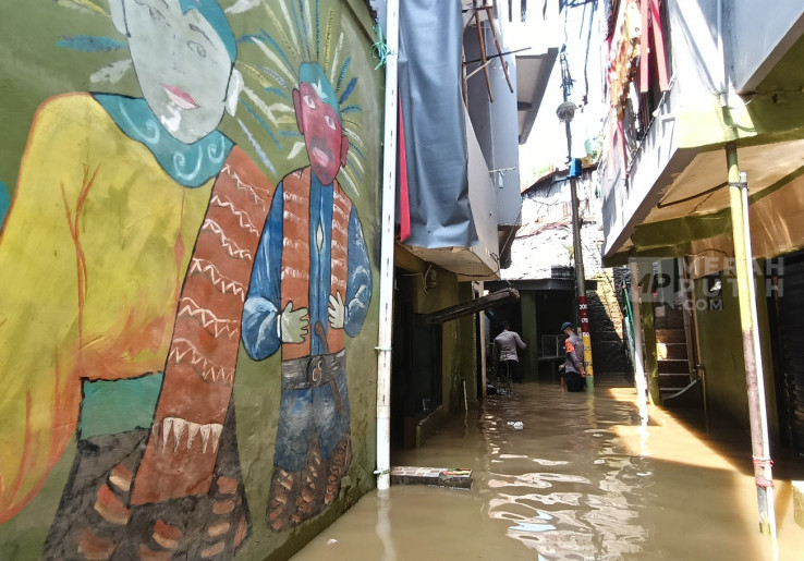 Banjir Jakarta Tersisa di 2 RT, Puluhan Warga Masih Mengungsi