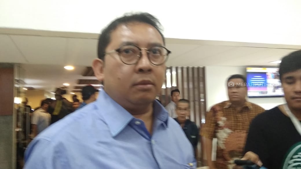 Wakil Ketua DPR Fadli Zon tidak setuju ibu kota dipindahkan ke Kalimtanan
