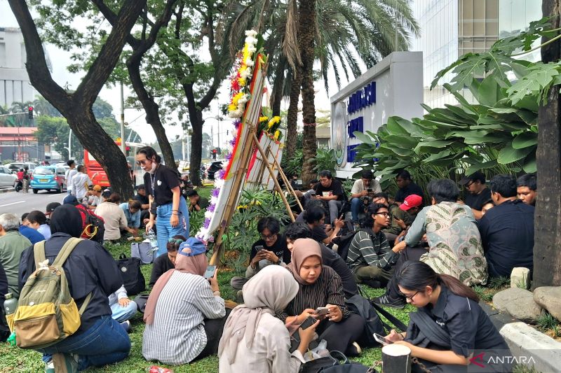 BGN Digeledah Kejagung, Mensesneg Ingatkan Kementerian/Lembaga Lain Jangan Coba Main-Main