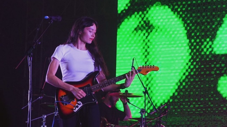 Fazerdaze Bawakan Lagu 'Shoulder' dalam Bahasa Indonesia di Joyland Festival 2023 Hari Pertama
