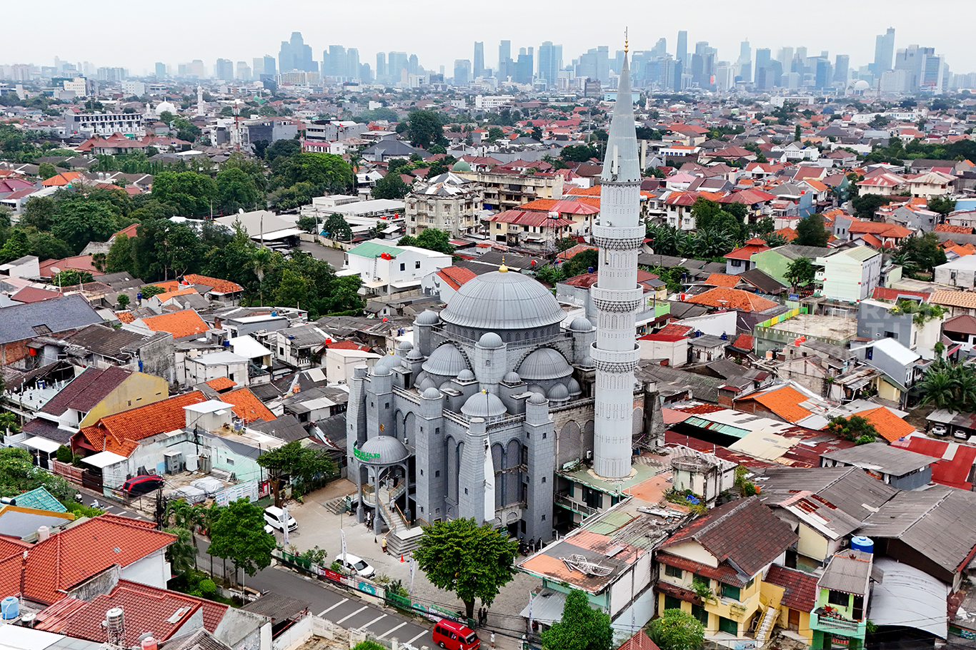 Masjid Jami Al-Fajri Pejaten Barat, Arsitektur Bergaya Ottoman Turki di Jakarta Selatan