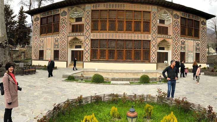 Berada di Persimpangan Eropa-Asia, Ini 5 Tempat Ziarah Islam di Azerbaijan