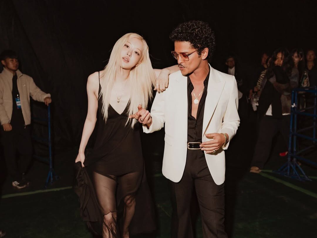 Kolaborasi Rose dengan Bruno Mars Diganjar Penghargaan 'Global Sensational' MAMA Award 2024