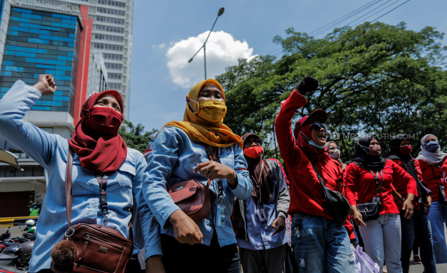 9,7 Juta Orang Nganggur, Pekerja Rata-rata Bergaji Rp2,7 Juta