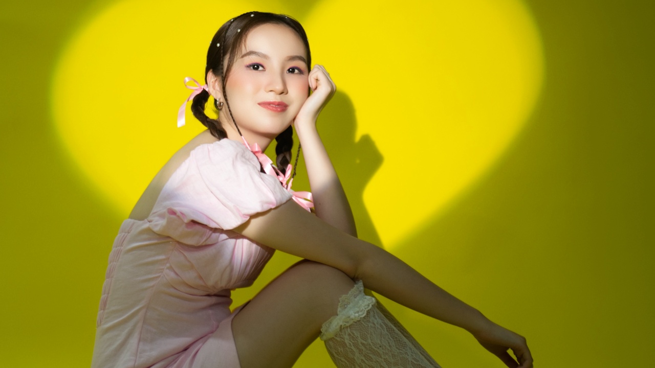 ‘Tale of a Girl’: Single Debut RAE yang Penuh Magis dan Ketulusan