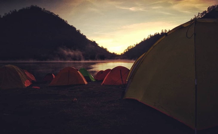 Gunung Semeru. (Foto: instagram.com/upic.abu)
