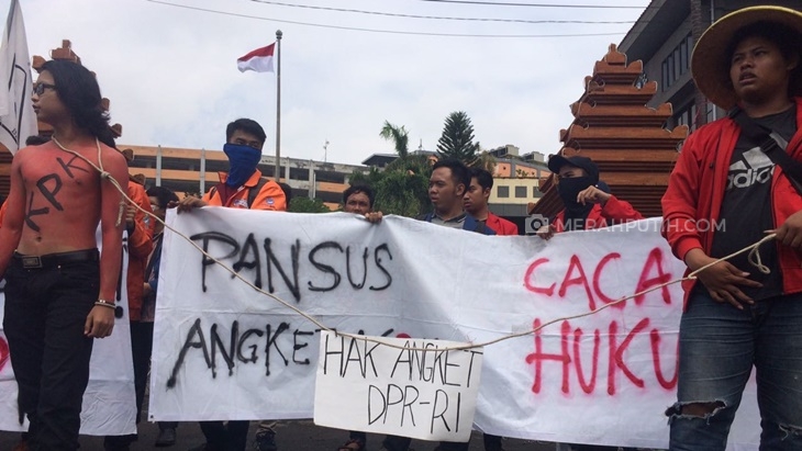 Demo Hak Angket KPK, BEM Jatim Minta Warga Ajukan Gugatan Hukum