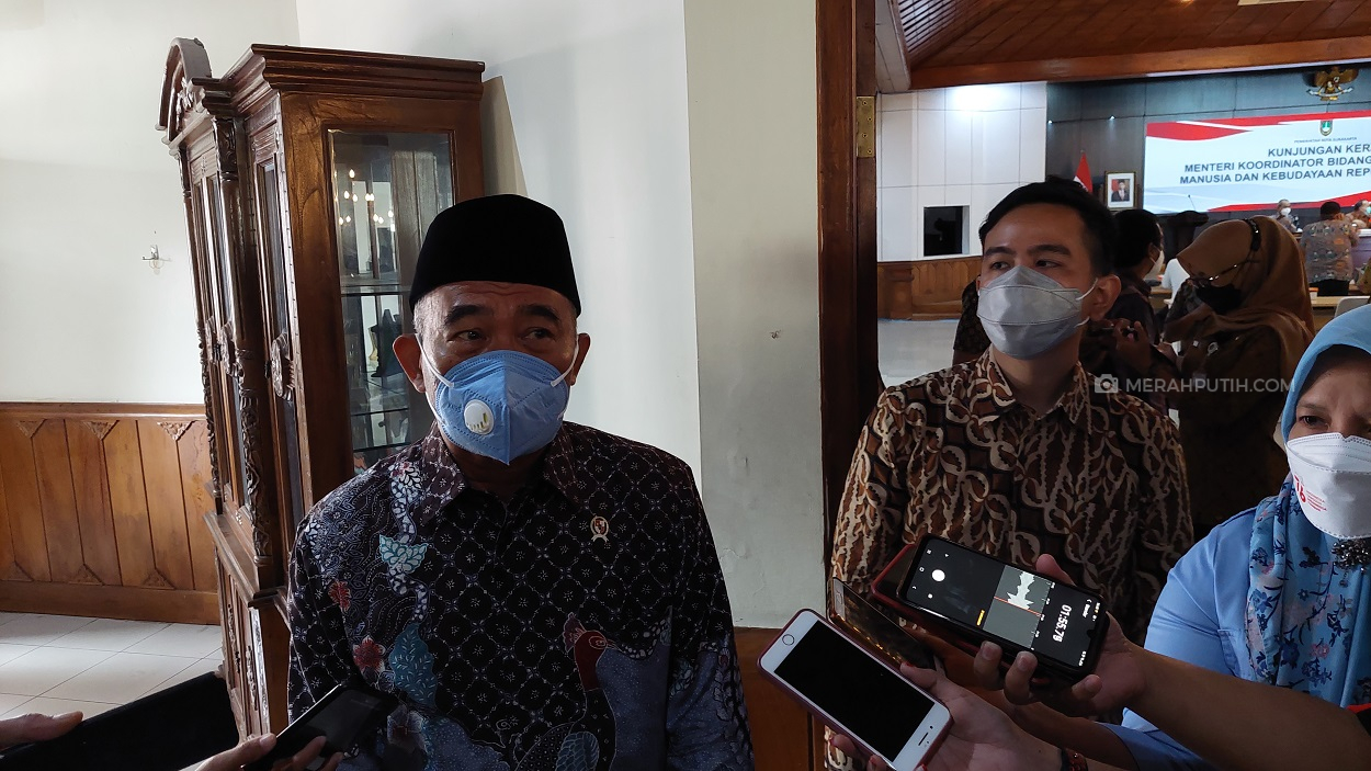 Kasus Harian COVID-19 Saat Libur Nataru Melonjak Tajam Gegara Omicron