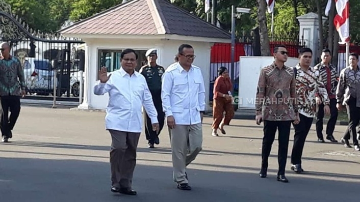 Ketum Gerindra Prabowo Subianto tiba di Istana Negara untuk bertemu dengan Presiden Joko Widodo. (MP/Kanu)